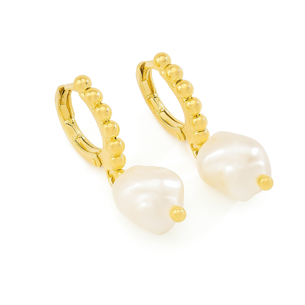 Mary-  mini hoop with pendant