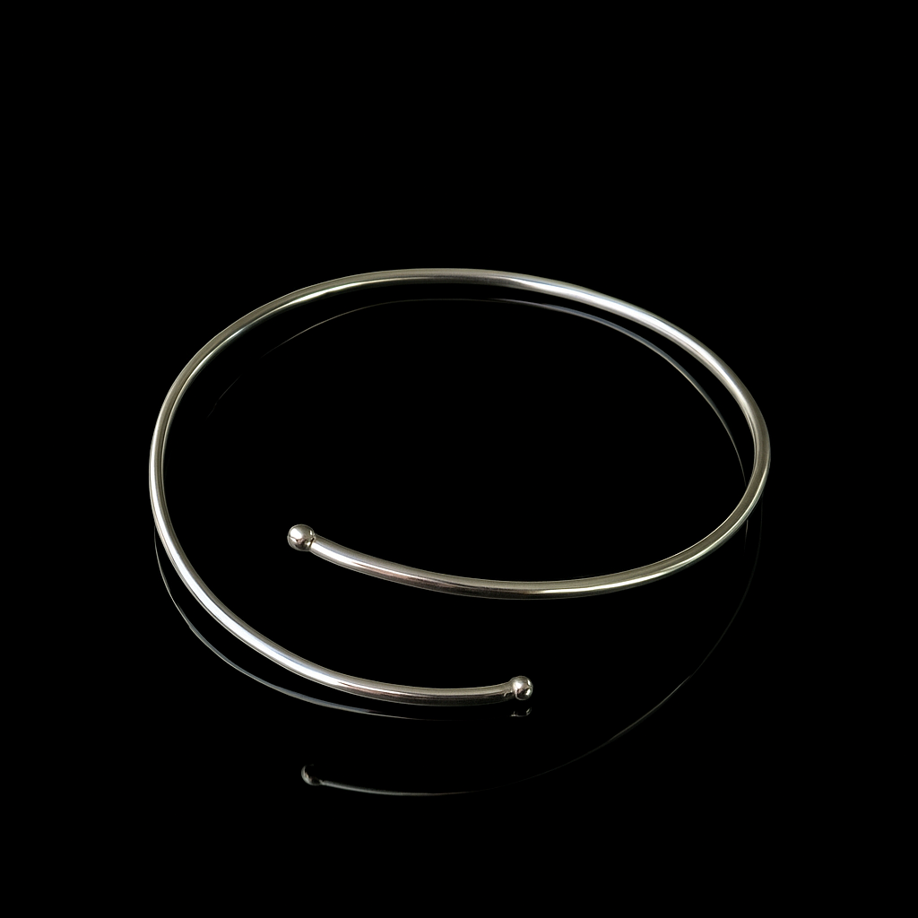 Minimal Silver Open Bangle