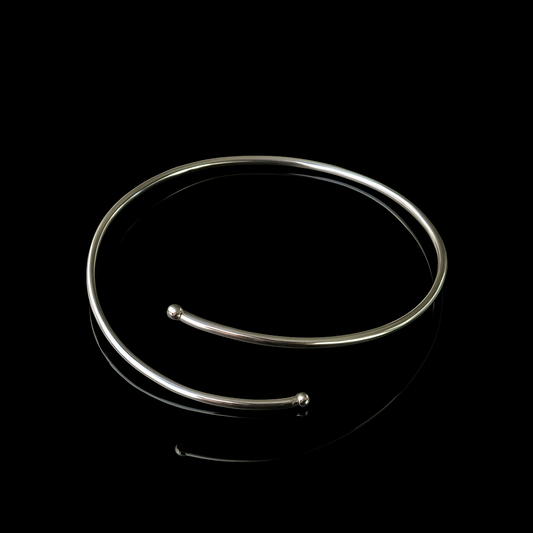 Minimal Silver Open Bangle