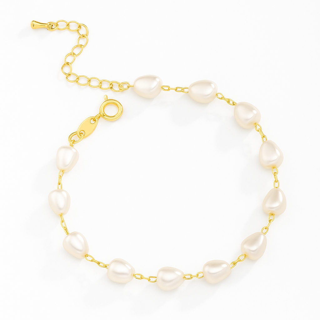 Naty- Gold Bracelet with Heart Pearls